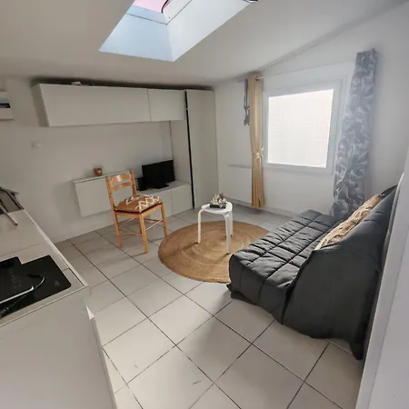 Pour 1 Ou 2 Personnes Apartamento Le Landreau